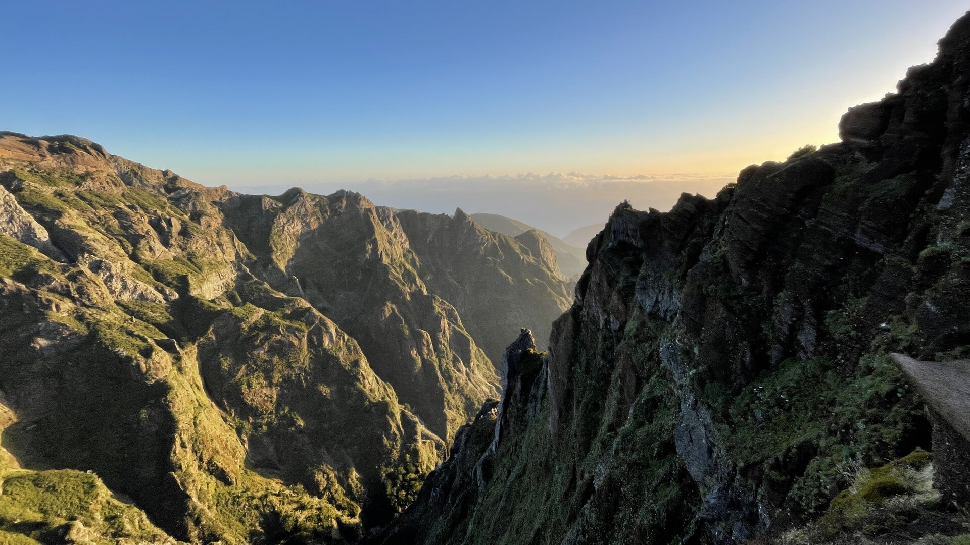 group guided hike in Portugal